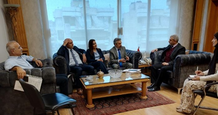 بيرم تابع اوضاع الضمان ووعد
بحل مشكلة الدواء بعد ارتفاع الواردات