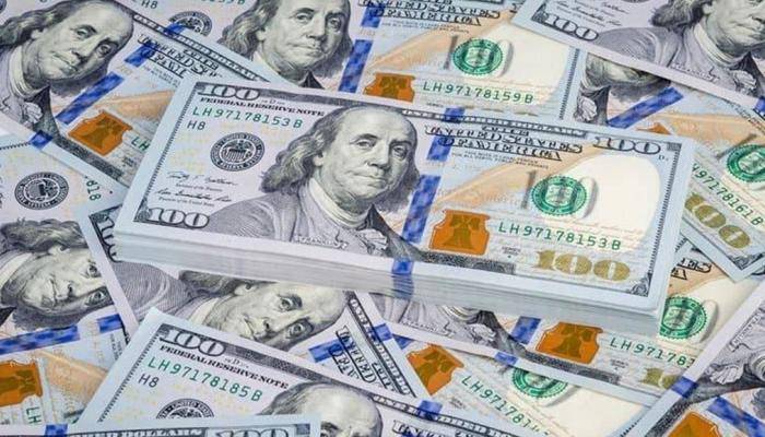 الدولار يحلّق عاليا بعد بيانات مبيعات التجزئة الأميركية