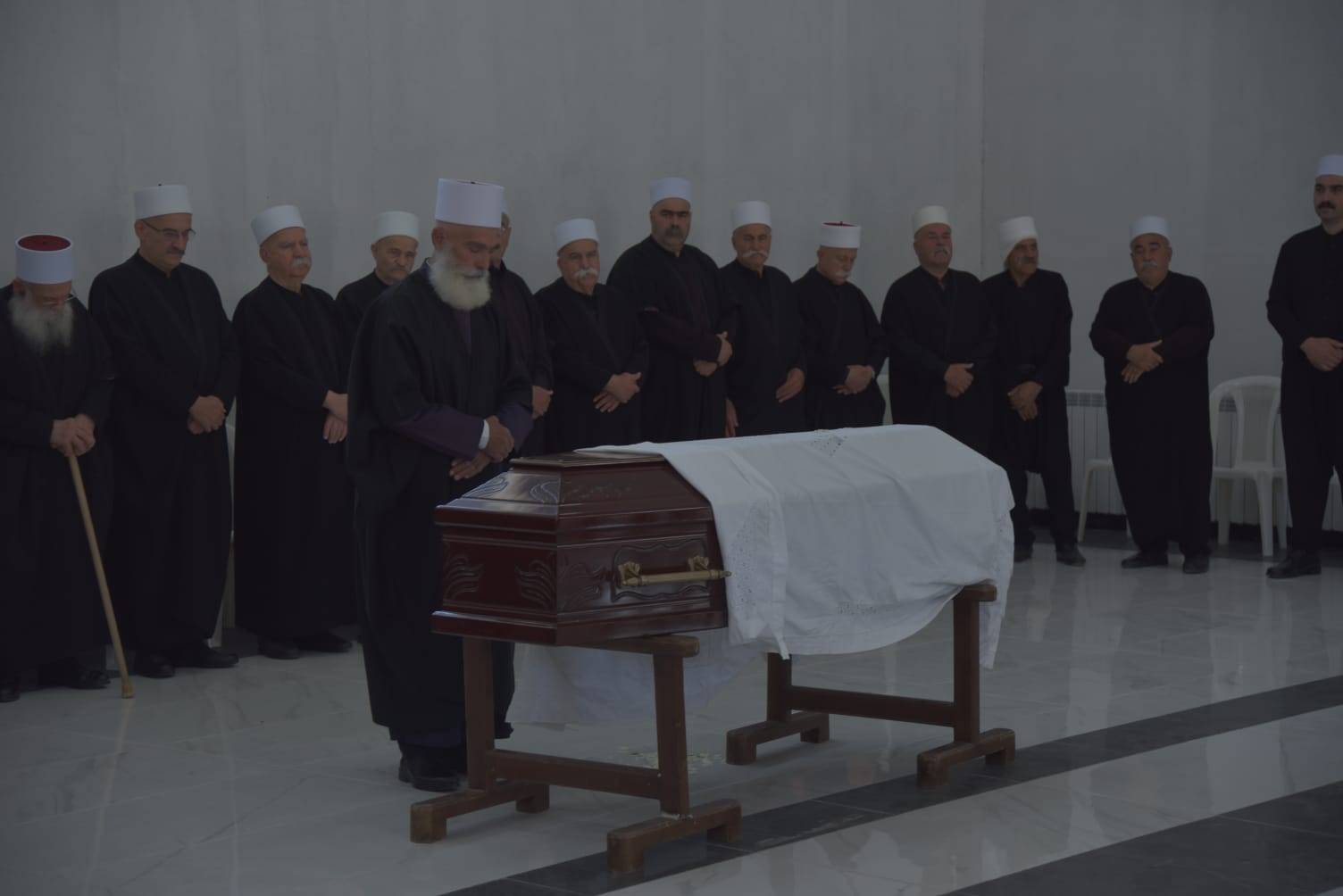 الزميل كمال ذبيان يتقبّل التعازي
بوفاة شقيقه عصام مع العائلة ليومين
