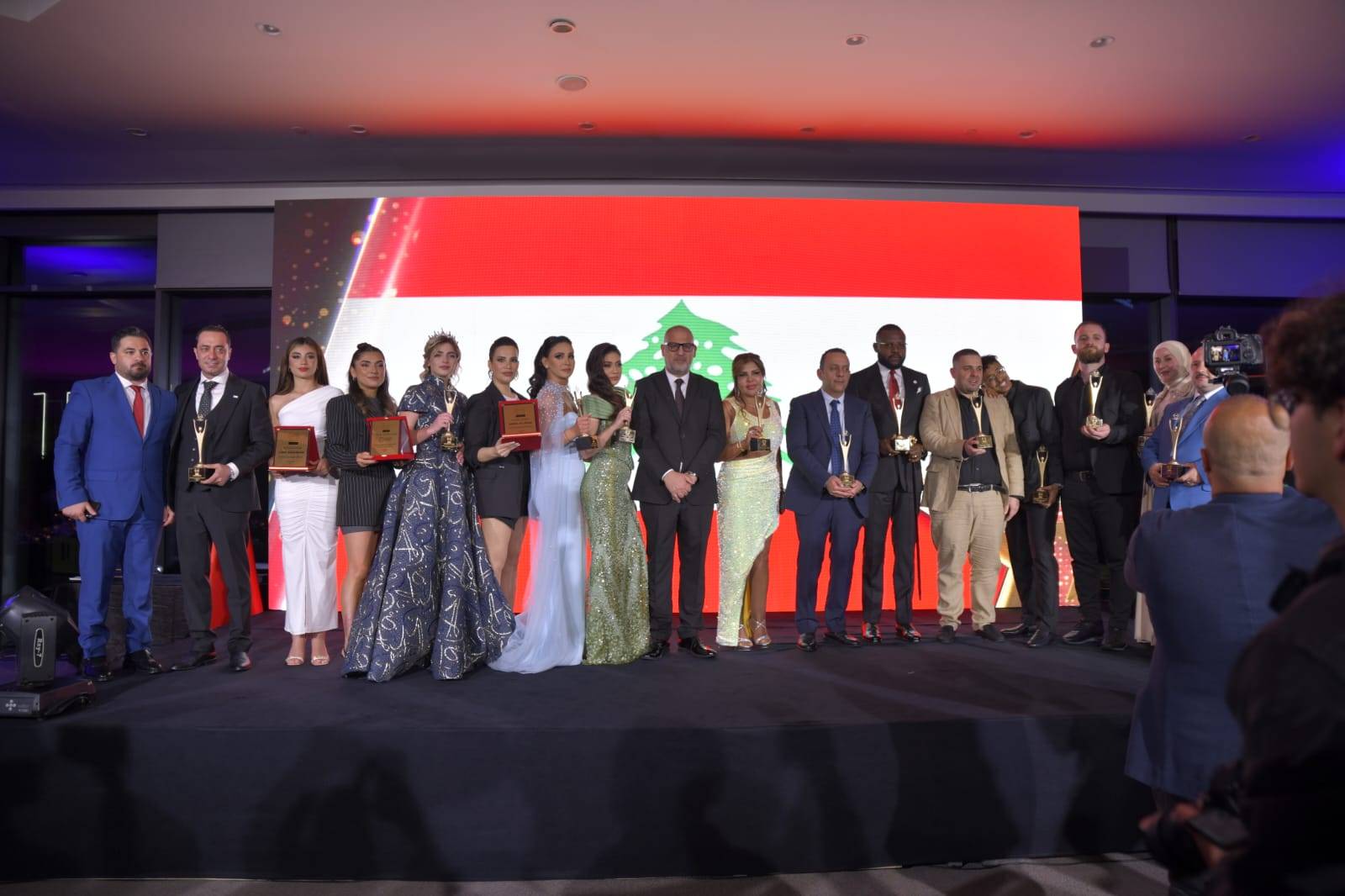 جائزة ” gold business award ” تكرم رواد الاعمال في دورتها الثانية