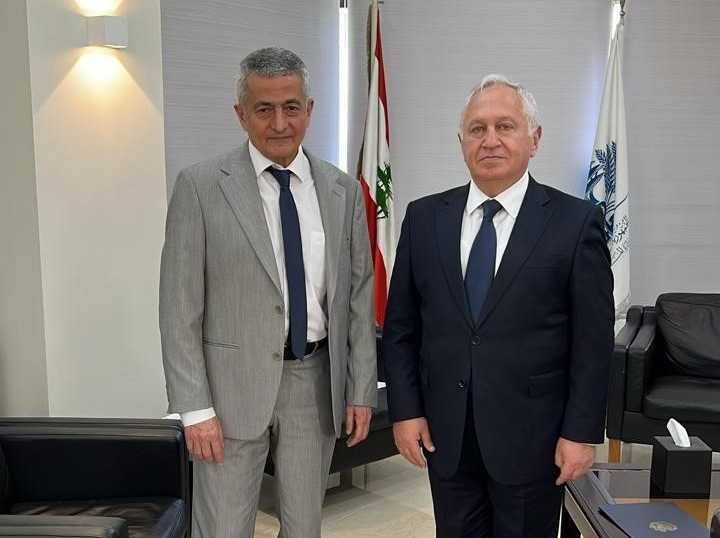دعوة أوروبية لوزير المال