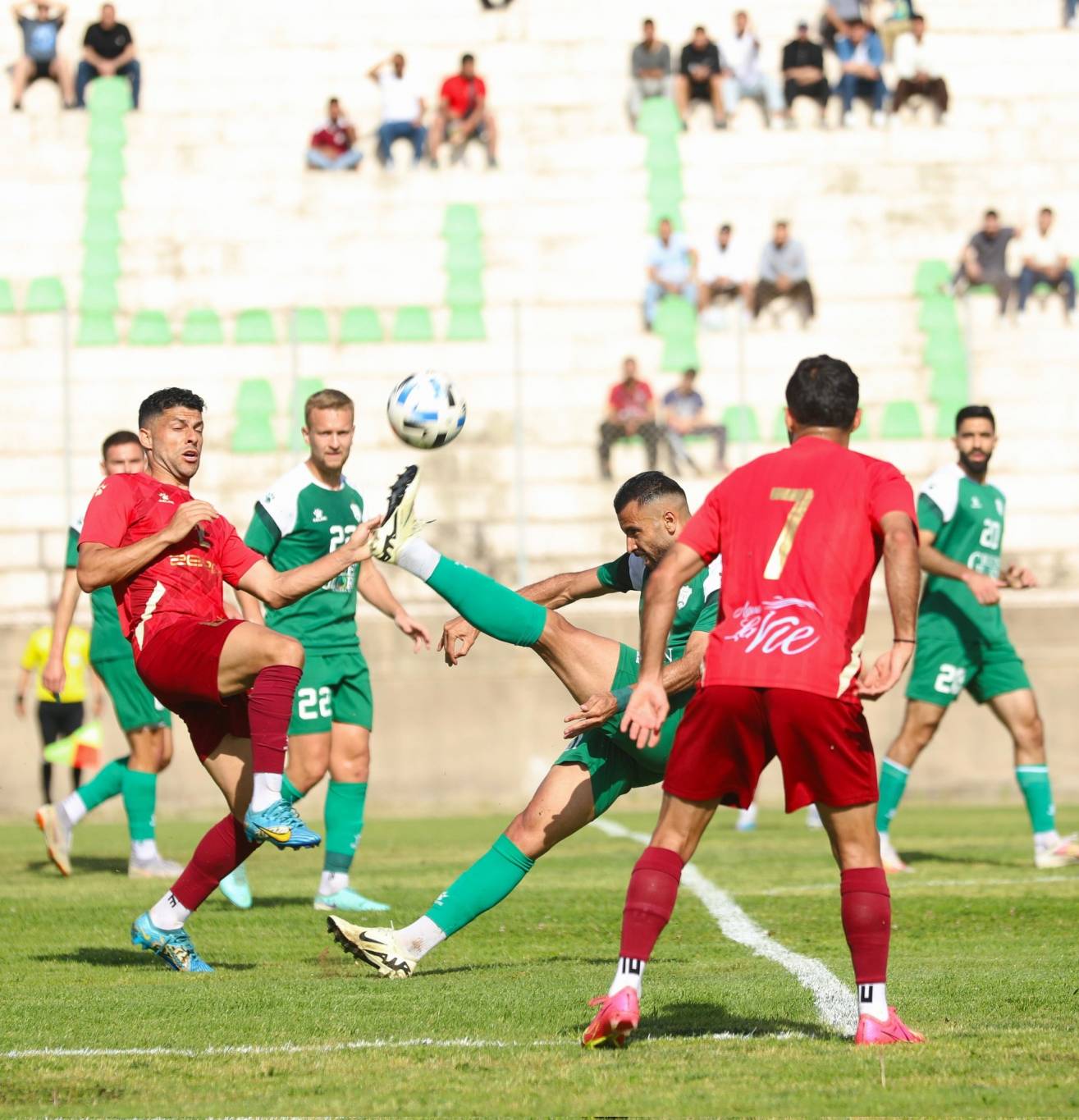 الأنصار يحسم مجدداً دربي بيروت ويتأهل الى نصف نهائي الكأس