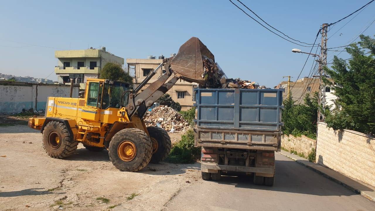 حلبا مركز محافظة عكار وواجهتها: بلدية منحلة
والتجمع الشبابي قائم بمقامها... ورش التجمّع تنجز مشاريع إنماء