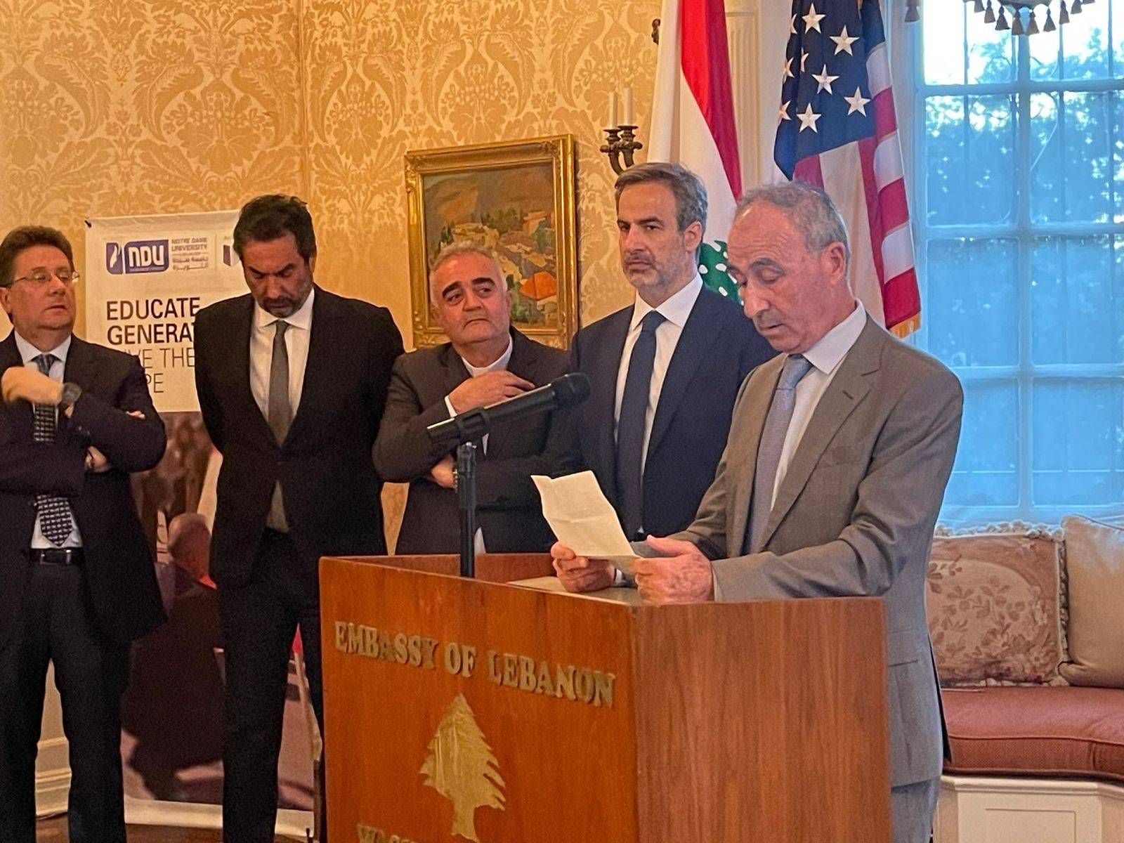 جامعة سيدة اللويزة في الولايات المتحدة الأميركية: مدّ الجسور والتشبيك من أجل دعم الرسالة التعليمية
وزير التربية : نفتخر بقطاعنا التعليمي، وخرجنا من دائرة الأخطار ‎