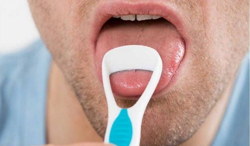 تحذير من الجسم... علامات ودلالات اللسان الأسود!