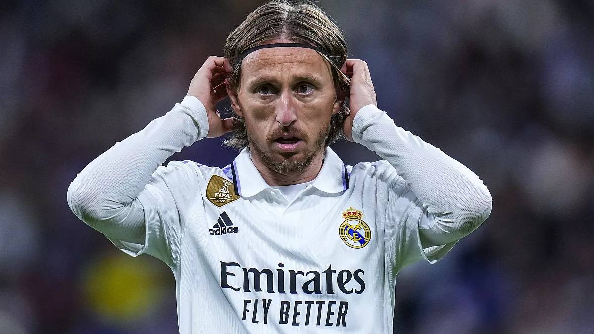مفاجأة بشأن مستقبل مودريتش مع ريال مدريد