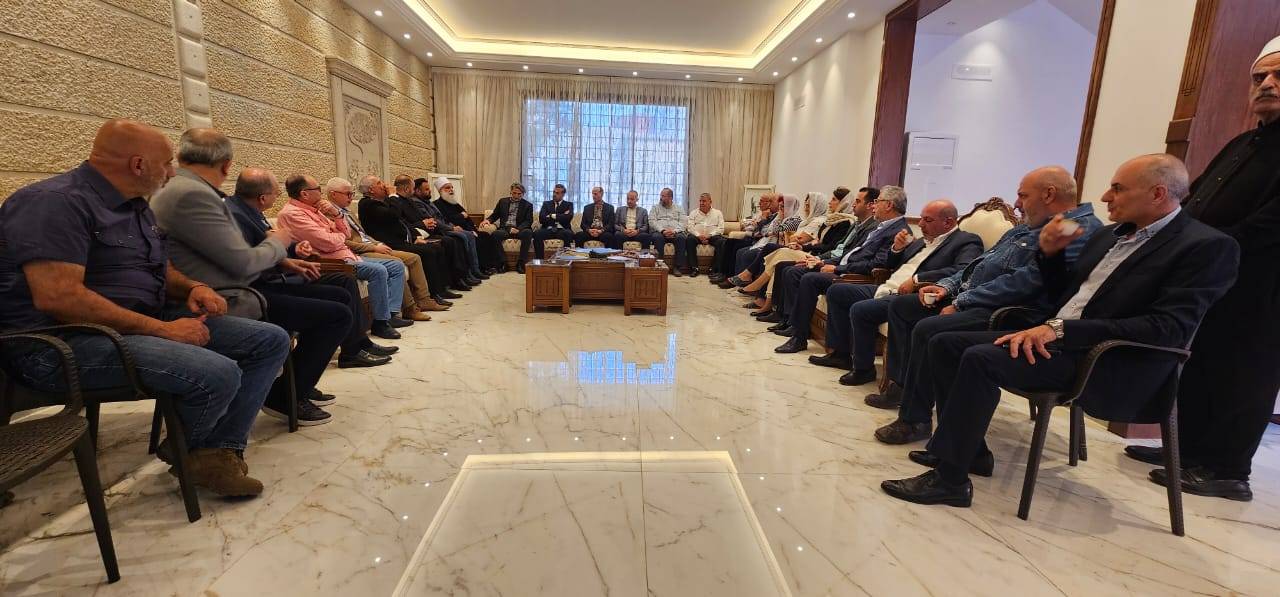 جرد عاليه يعقد اجتماعاً لتنميته وتفعيل زراعة الكرمة