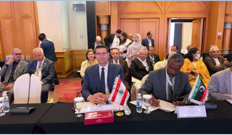 اخضاع استيراد البصل والبطاطا

من مصر إلى إذن مسبق