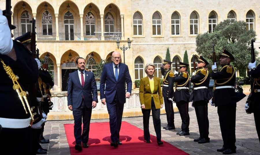 مليار يورو من الإتحاد الأوروبي للبنان "لتعزيز الخدمات الأساسيّة ودعم الجيش والقوى الأمنيّة"
رئيس قبرص أكد دعمه لبنان لانتخاب رئيس: نعمل مع مُفوضيّة اللاجئين على العودة الطوعيّة للنازحين
فونديرلاين: مُلتزمون إبقاء المسارات القانونيّة مفتوحة الى أوروبا وإعادة توطين اللاجئين من لبنان الى الإتحاد الأو