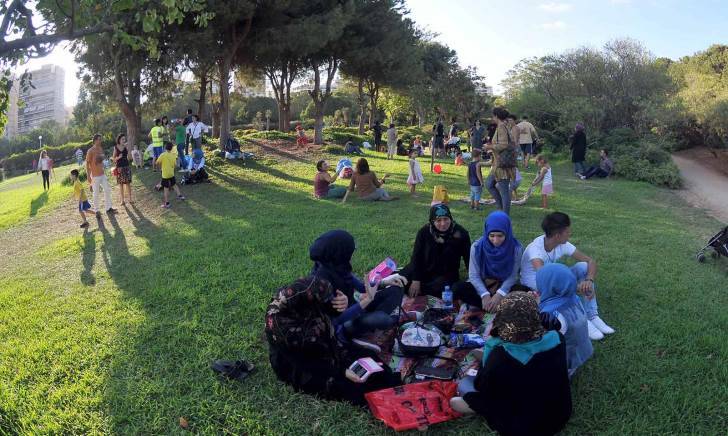 بعد أن كان متنفّس لأهالي بيروت.. "الحرش" بات مأواً لـ "الحشاشين"؟