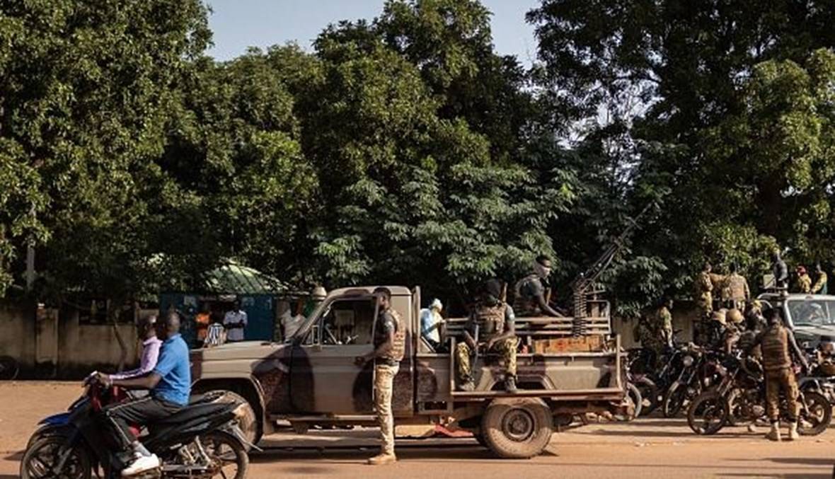 بوركينا فاسو تعلق عمل عدد من وسائل الإعلام