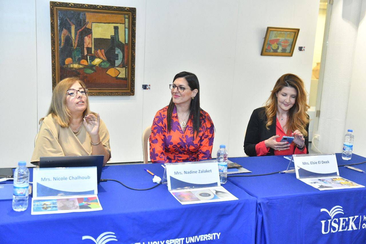 ورشة عمل حول أهمية الفن في جامعة الروح القدس