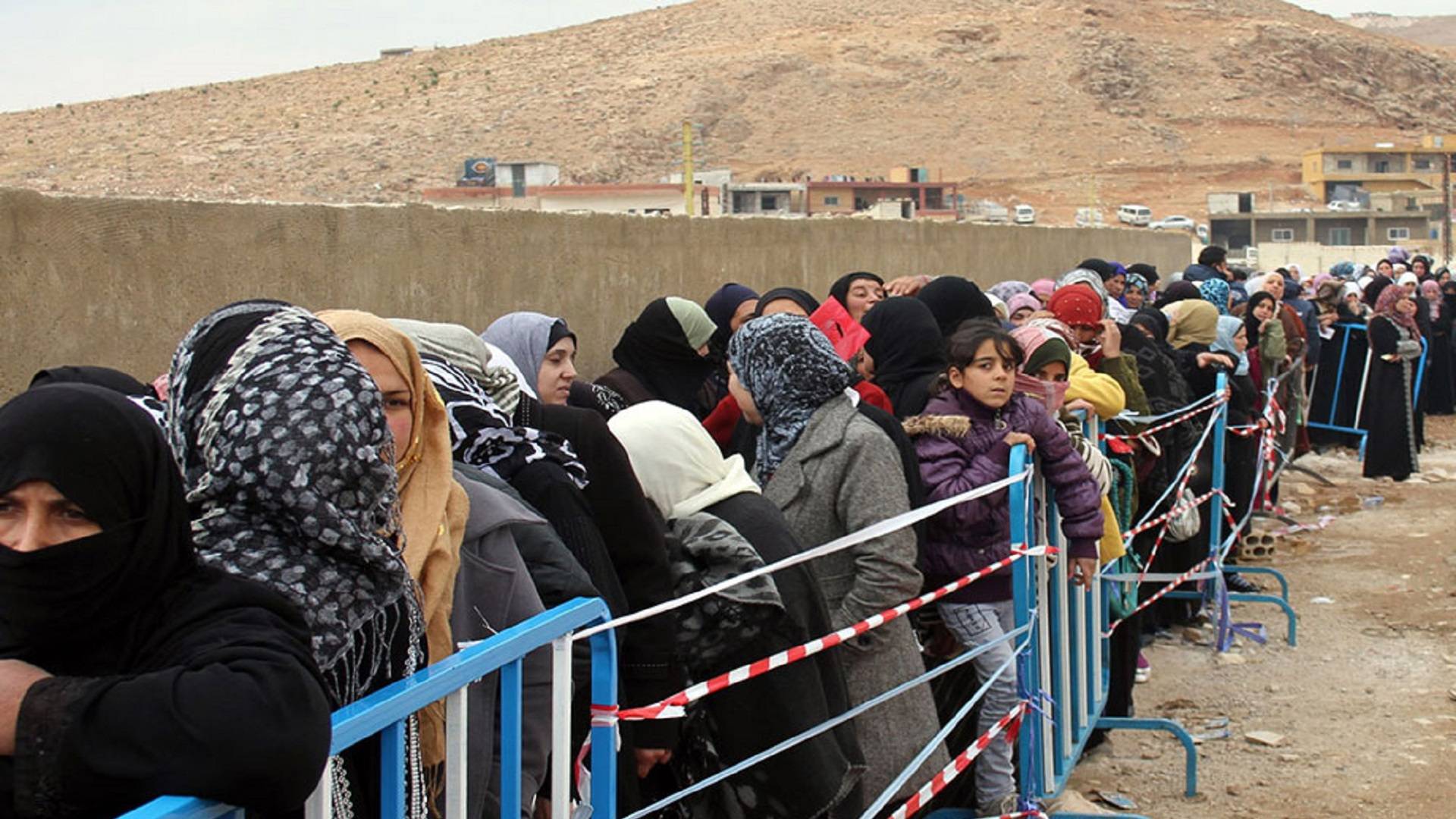 العودة الطوعية للنازحين السوريين تبدأ غداً