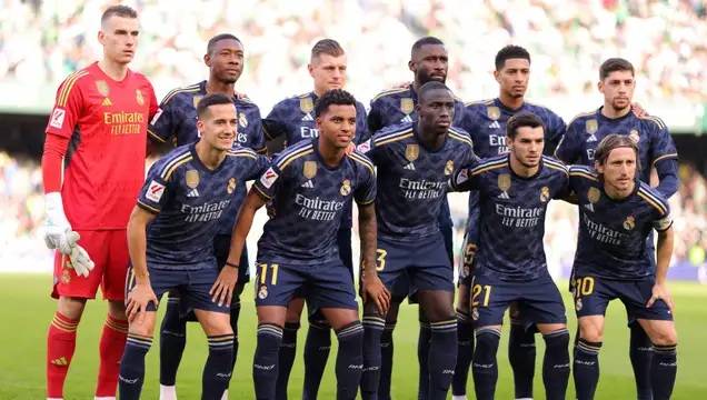 ريال مدريد يتأهب للاحتفال بلقب الدوري الاسباني أمام غرناطة