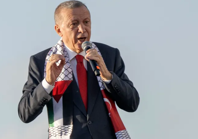 أردوغان: نتنياهو بلغ مستوى يثير غيرة  هتلر