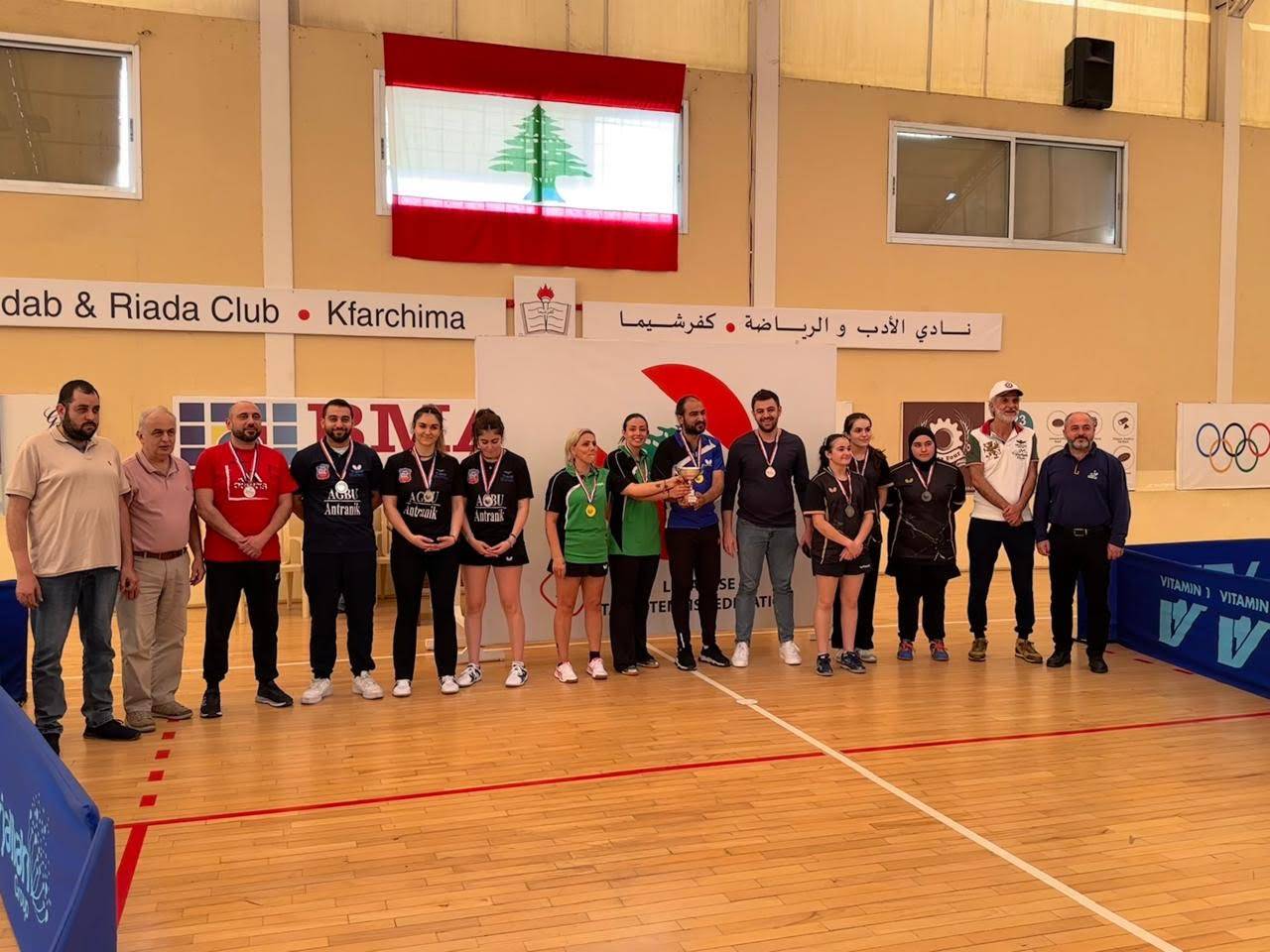 سيدات الندوة القماطية بطلات لبنان
في كرة الطاولة لعام 2024