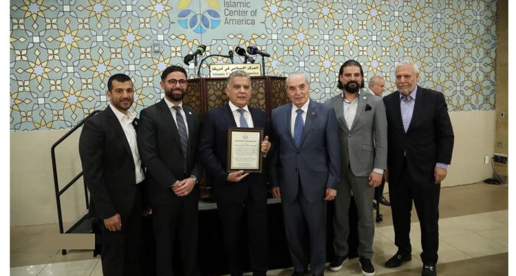 اللواء إبراهيم للمسؤولين اللبنانيين:
اذهبوا الى سوريا ونسّقوا مع حكومتها