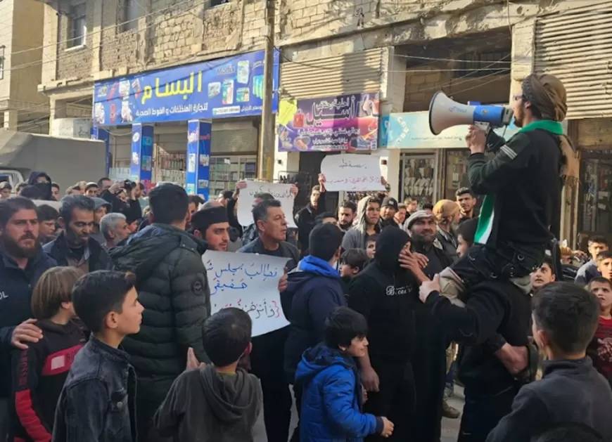احتجاجات متزايدة ضد الجولاني في إدلب
