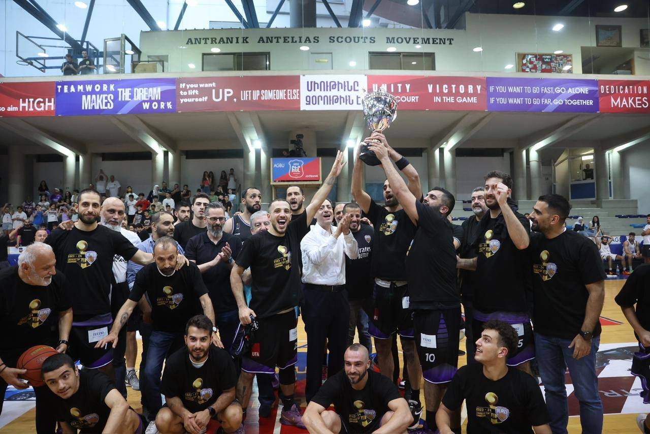 بيروت فيرست كلوب بطلاً لكأس لبنان