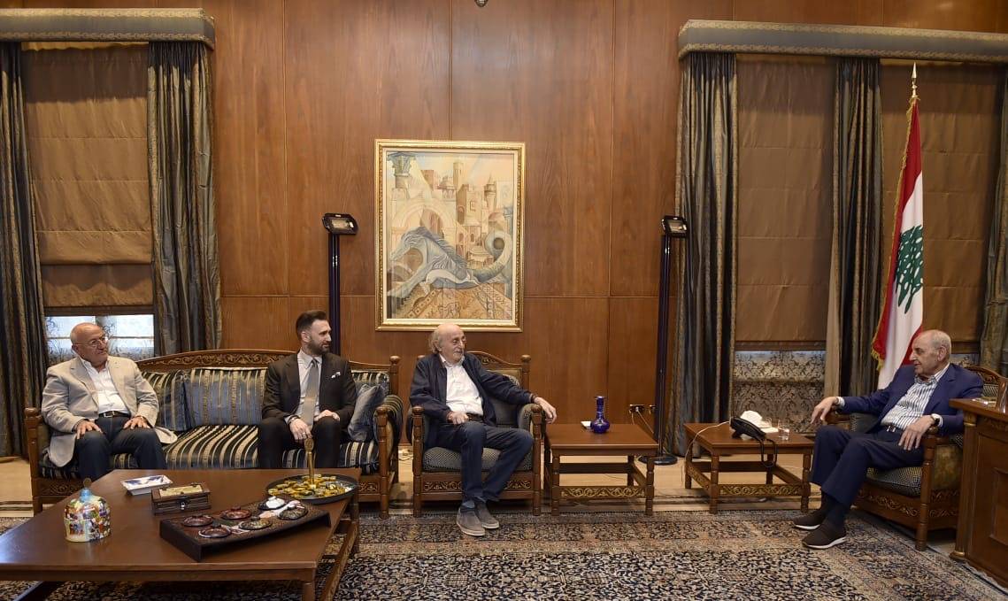 بري بحث تطوّرات الأوضاع
مع وليد جنبلاط ونجله تيمور