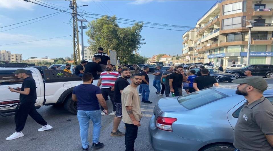 قطع الطريق في شكا احتجاجاً على الوجود السوري الكثيف