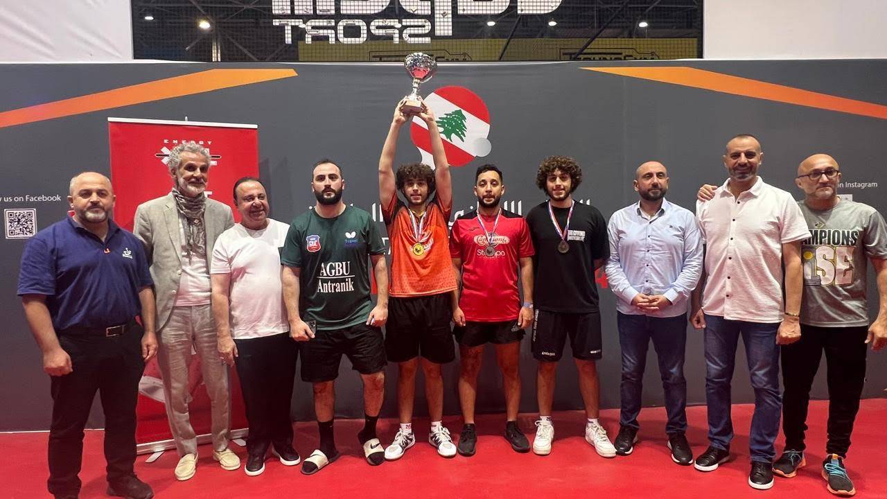سعد الدين الهبش بطل كأس الربيع في كرة الطاولة
