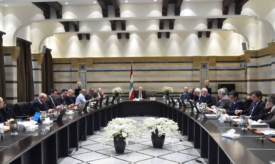 مجلس الوزراء أقرّ غالبيّة بنود جلسته ومنها تأمين 93 مليار لذوي الشهداء والنازحين بالجنوب
الحلبي: المجلس سيشكّل بجلسته المقبلة لجنة للتواصل مع الحكومة السورية بشأن ملف النزوح