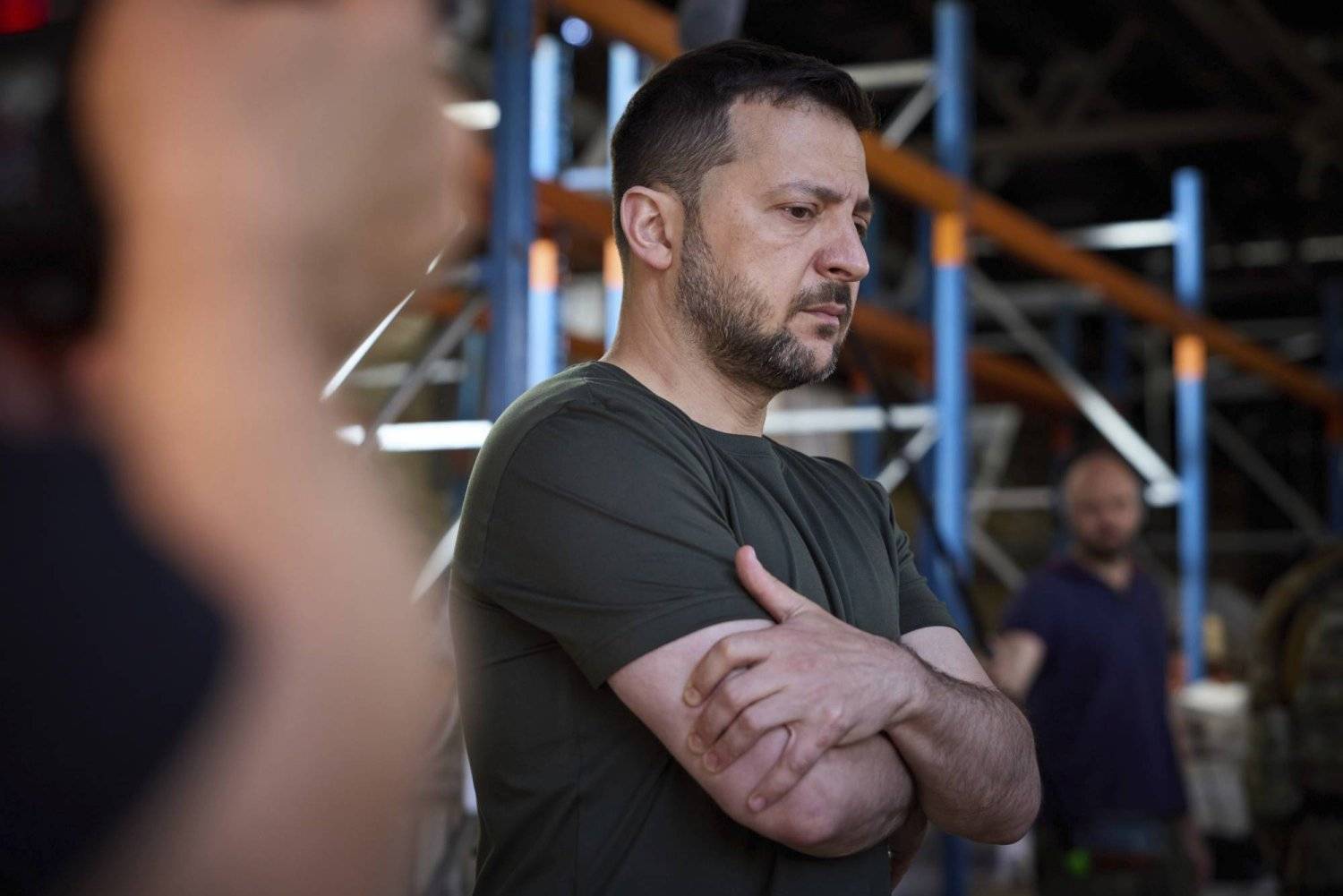 زيلينسكي يناشد من إسبانيا بالسماح له بضرب روسيا بأسلحة غربية