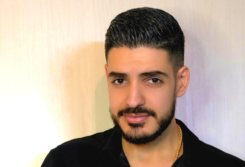 رولان مهنا يحيي مهرجان لونها ويستعد لحفلات الصيف