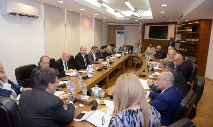 كنعان يرفع جلسة لجنة المال بعد انقسام حول مشروع محال من الحكومة!