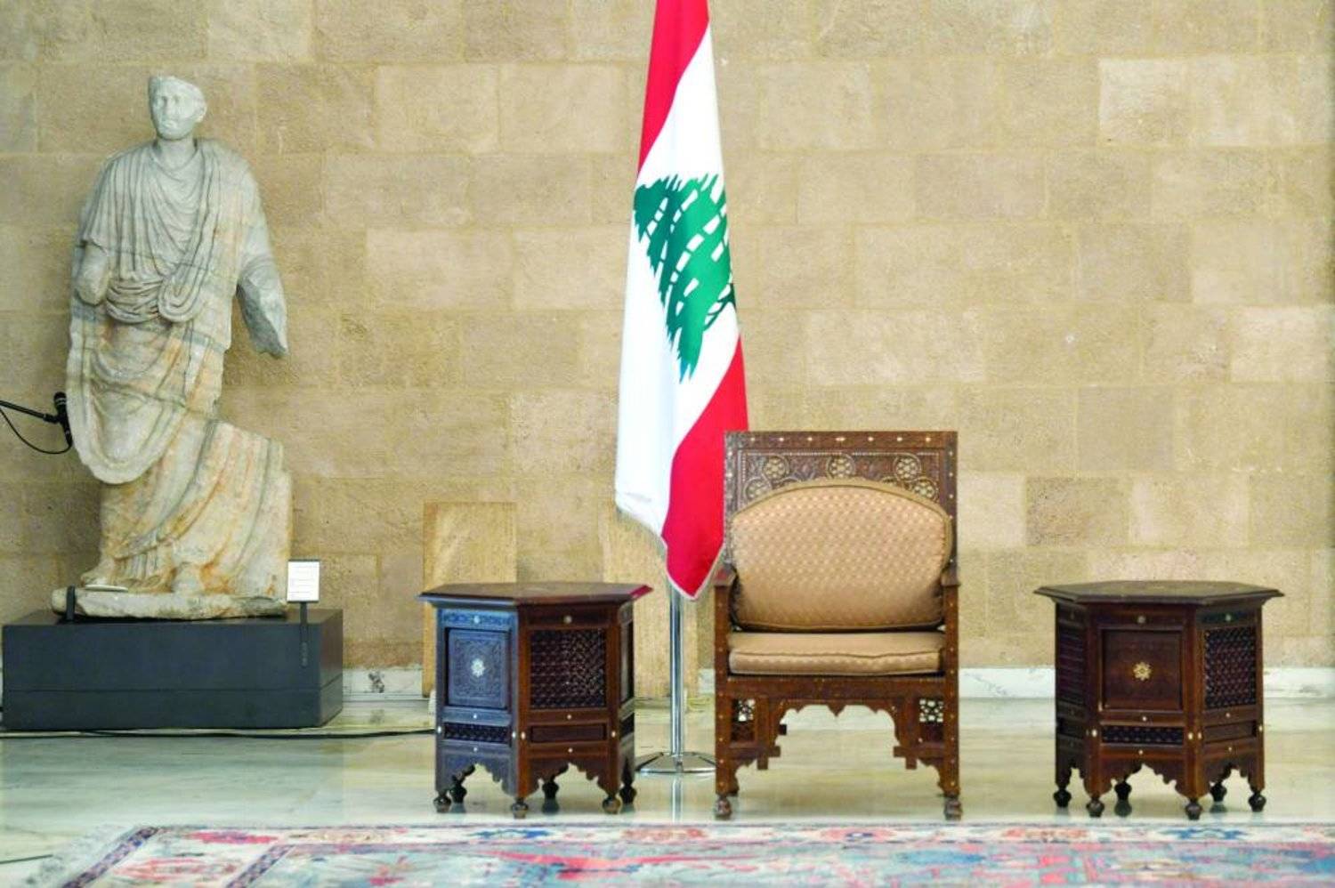 إجتماع أمني قبل ايّام في سلطنة عمان خلُص الى استبعاد توسّع الحرب على لبنان
الحراك الرئاسي القطري سيتبلور في تشرين الأول وسيكون الخرطوشة الأخيرة