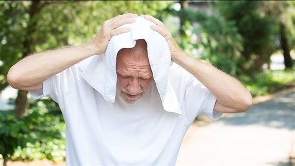 كبار السن في مواجهة الحرّ... نصائح للوقاية من المخاطر!