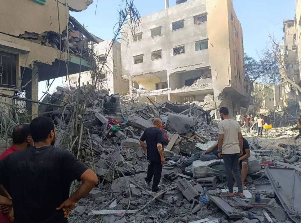 مجزرة «النصيرات»: اكثر من مئتي شهيد في عدوان همجي ووحشي
الاحتلال يعلن «تحرير» 4 اسرى احياء وابو عبيدة: ما حصل يشكل خطرا على حياة الباقين
