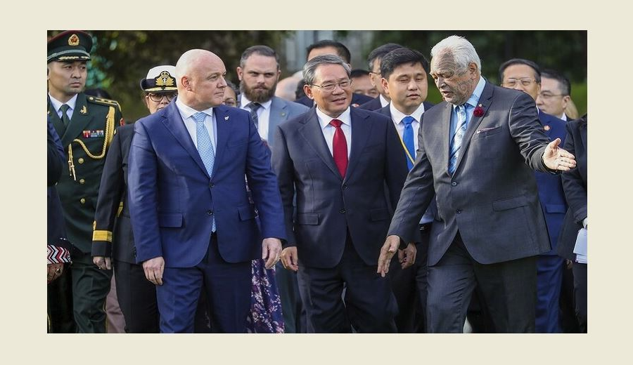 رئيس الوزراء الصيني وصل نيوزيلندا ضمن جولة تشمل أوستراليا