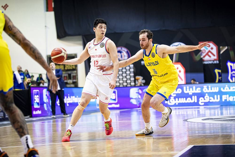 الرياضي اللبناني وشباب الأهلي الاماراتي الى نهائي سلة آسيا