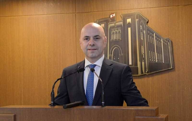 حاصباني: خلق أعراف هو القيام بعمل خارج الدستور