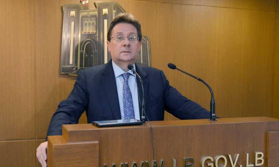 كنعان: السوق السوداء تستهلك 200 مليون دولار
من خزينة الدولة... وهدفنا وقف المافيات بالطوابع