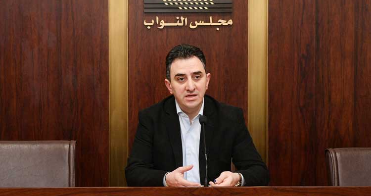 الحاج لـ "الديار": الممانعة تعتبر أن التوافق أهمّ من الدستور
بري لا يمكنه استعمال رئاسة المجلس أداة في الصراع السياسي