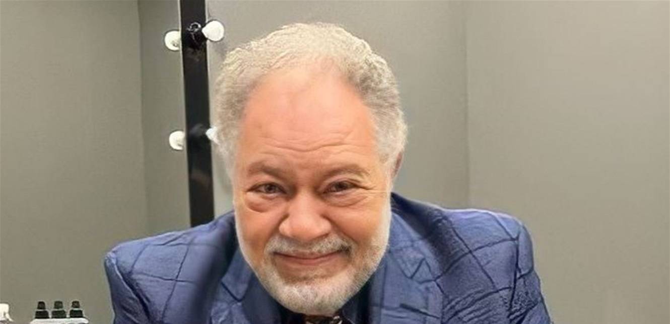 يحيي الفخراني يدافع عن عمرو دياب: 