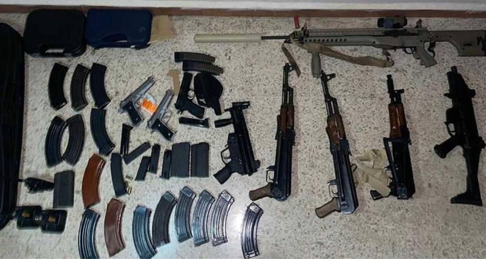 الجيش يداهم منازل مطلوبين في جديتا وبريتال.. وتوقيف مواطن وسوريَّين