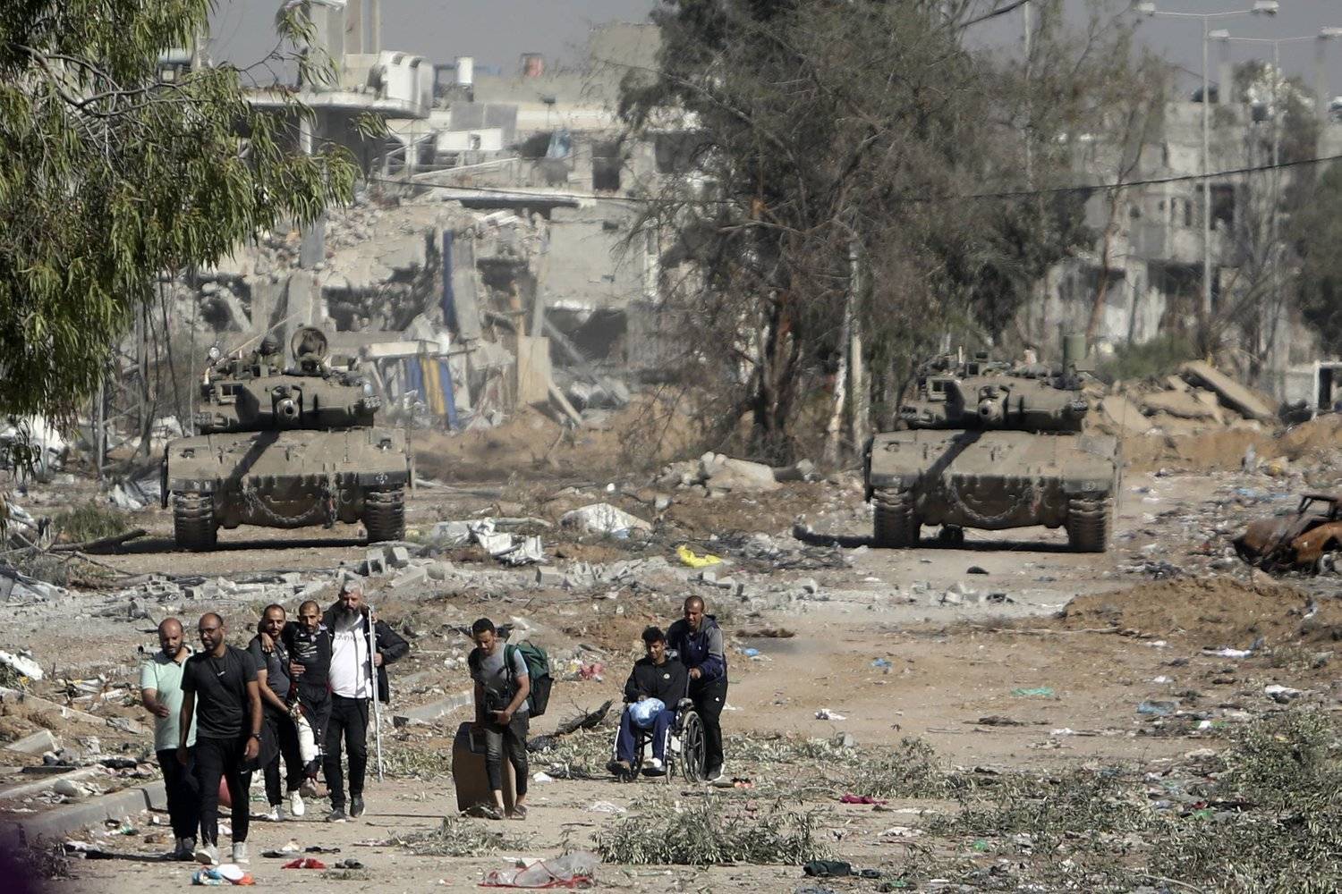 رغم قرار مجلس الامن... العدوان مستمر على وسط القطاع وجنوبه
بلينكن يحذر من اتساع الصراع: على حماس قبول المقترح الاميركي