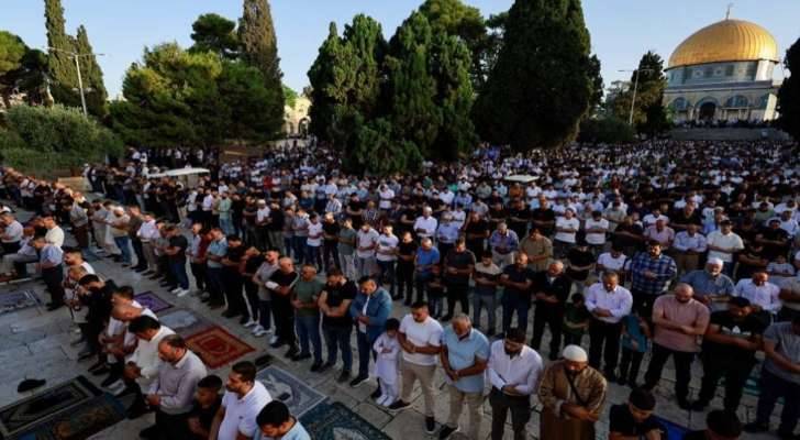 40 ألف فلسطيني أدوا صلاة عيد الأضحى بالمسجد الأقصى رغم اعتداءات القوات "الإسرائيلية"