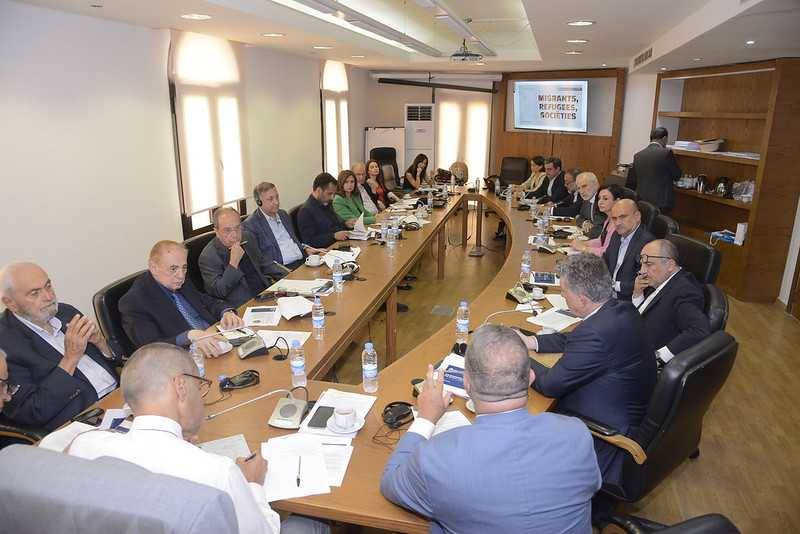 لجنة الشؤون الخارجية والمغتربين تطلع من كاريه على تقرير البنك الدولي عن أثر النزوح