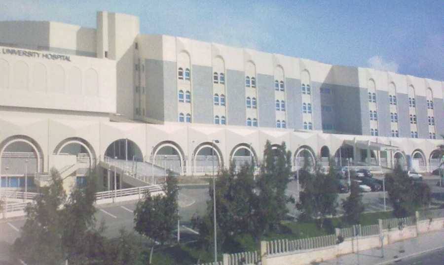 مستخدمو مستشفى بيروت الحكومي
يعلنون الإضراب المفتوح