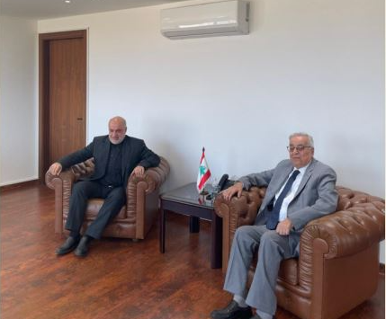عرض مع سفير إيران الأوضاع في لبنان والمنطقة
بو حبيب بحث مع ميقاتي نتائج
الاتصالات مع الرئيس القبرصي