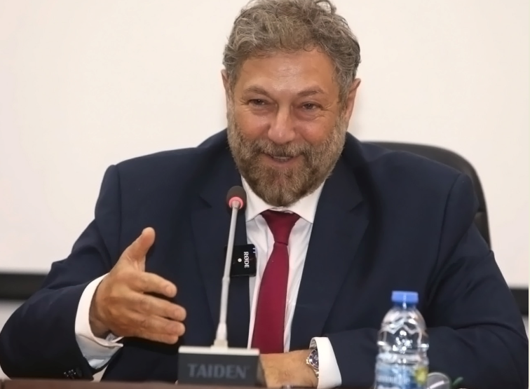 افرام: لنتعلّم من شارل ديغول إعادة
بناء الدولة وإبعاد المؤسسات عن التسييس