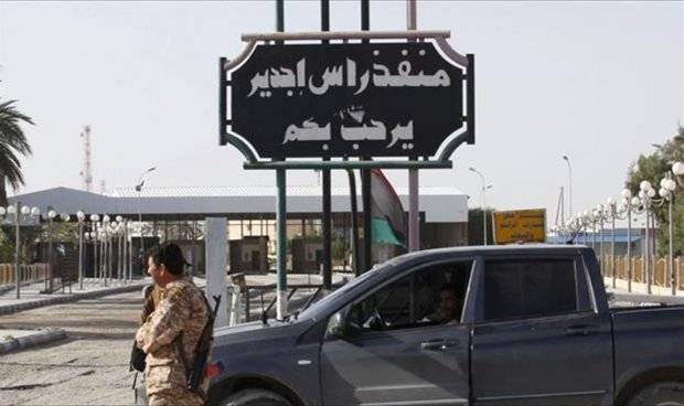 بالتنسيق مع ليبيا.. تونس تعلن استئناف العمل بمعبر 