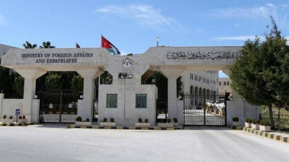 الأردن يوصي مواطنيه بتجنّب السفر الى لبنان