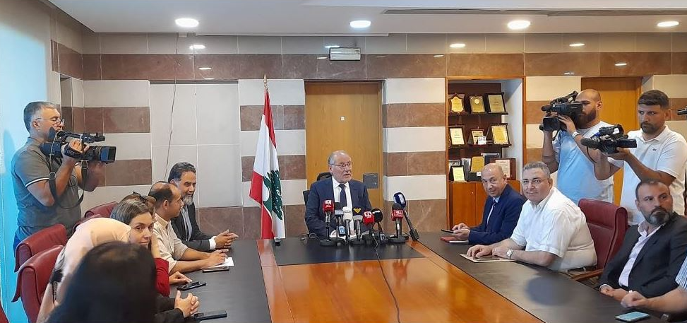 الحلبي: مبروك للبنان خوضه الامتحانات الرسميّة
...وعمليّة التصحيح تبدأ من يوم الثلاثاء المقبل