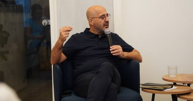 ياسين: إسرائيل أحرقت 1250 هكتاراً من الاراضي في الجنوب
ومستحقات الخزينة من المقالع والكسارات 3.7 مليار دولار